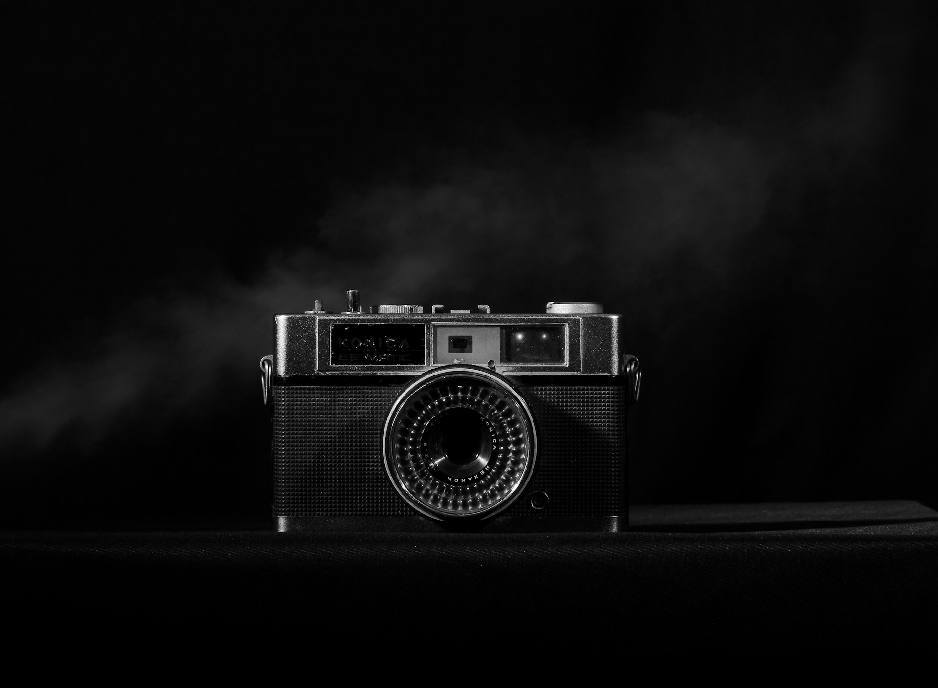 The Art of Capturing Moments: A Photographer’s Guide to Essential Equipment